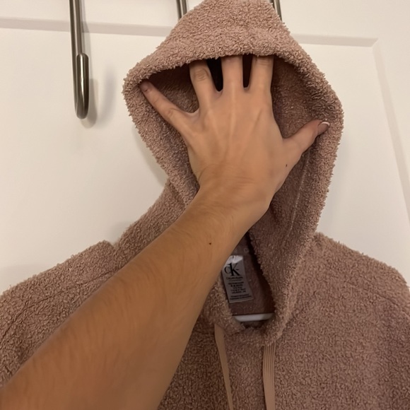 Calvin Kline super comfy cozy oversized lounge hoodie with pockets 🕯️ - Picture 6 of 7